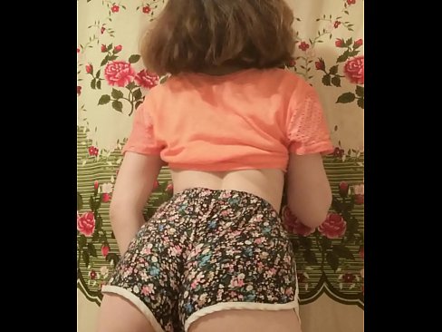 ❤️ Sexy mladá kočka svléká šortky před kamerou. ❤️❌ Anal porno u nás ☑