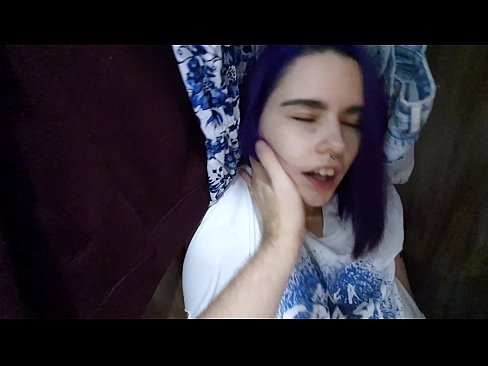 ❤️ Našel jsem svou sestru ve skříni a pomohl jí udělat se ❤️❌ Anal porno u nás ☑
